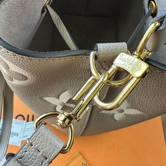 Empreinte Monogram Giant Neonoe MM Tourterelle Creme ❌SOLD ❌ - Picture 4 of 16